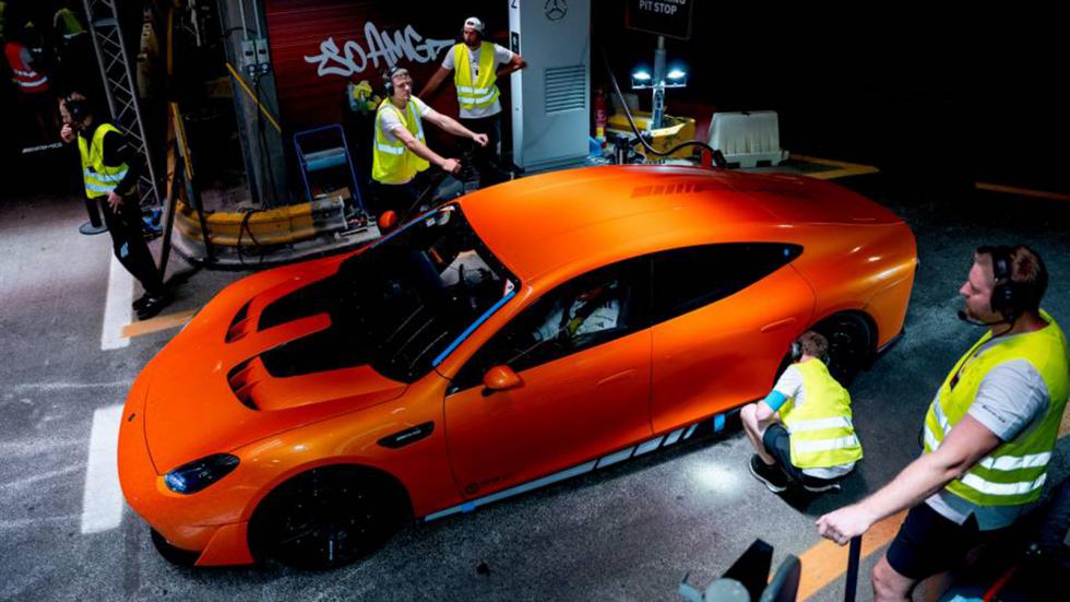 Με την φόρτιση των 1.041 kW κατάφερε να πάρει 125χλμ. αυτονομίας σε 1 λεπτό!